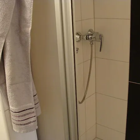 Gschwandtner צל-אם-זי